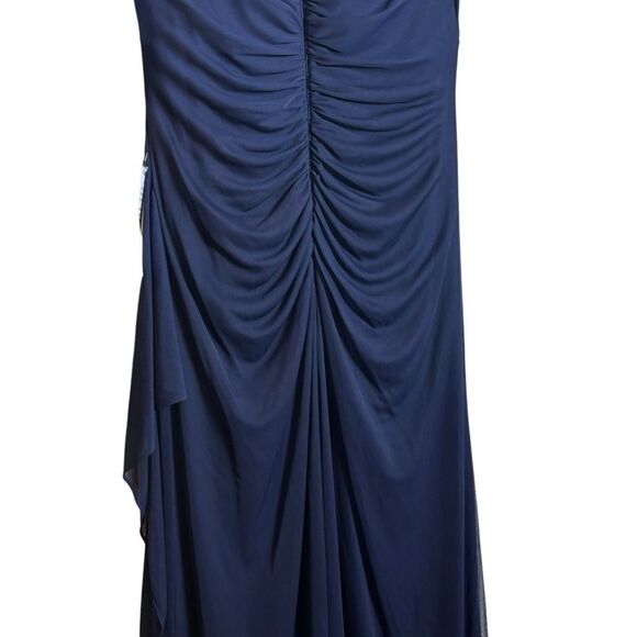 Xscape Stand-Collar Illusion Back Navy Blue Formal Gown Size 16W Ruched Lace NEW - Picture 7 of 16